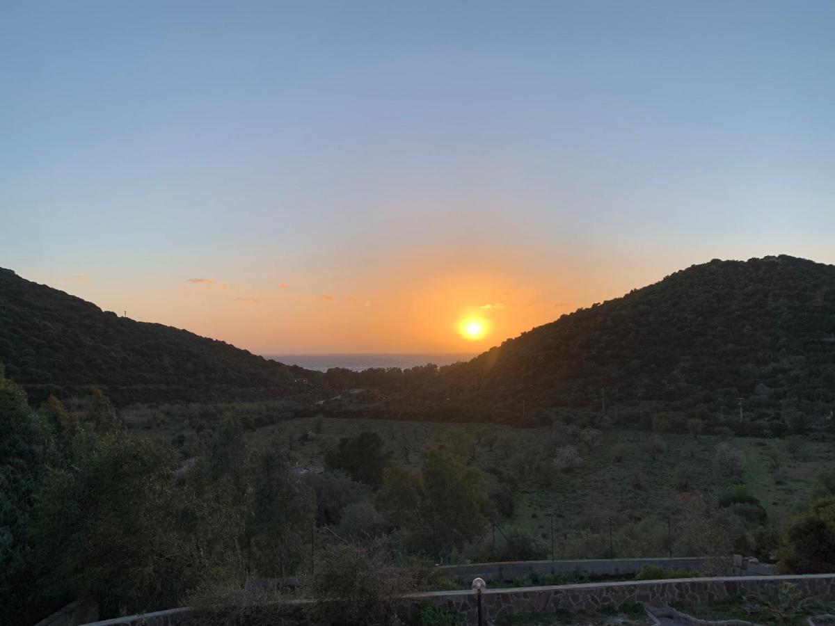 Villa Peppo Marongiu Bagian luar foto